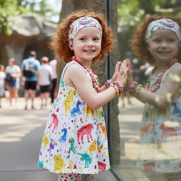 Headband in Colorful Zoo Animals Flowers in Narrow - model